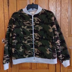 Chaser green tan & black camo sherpa fleece bomber jacket